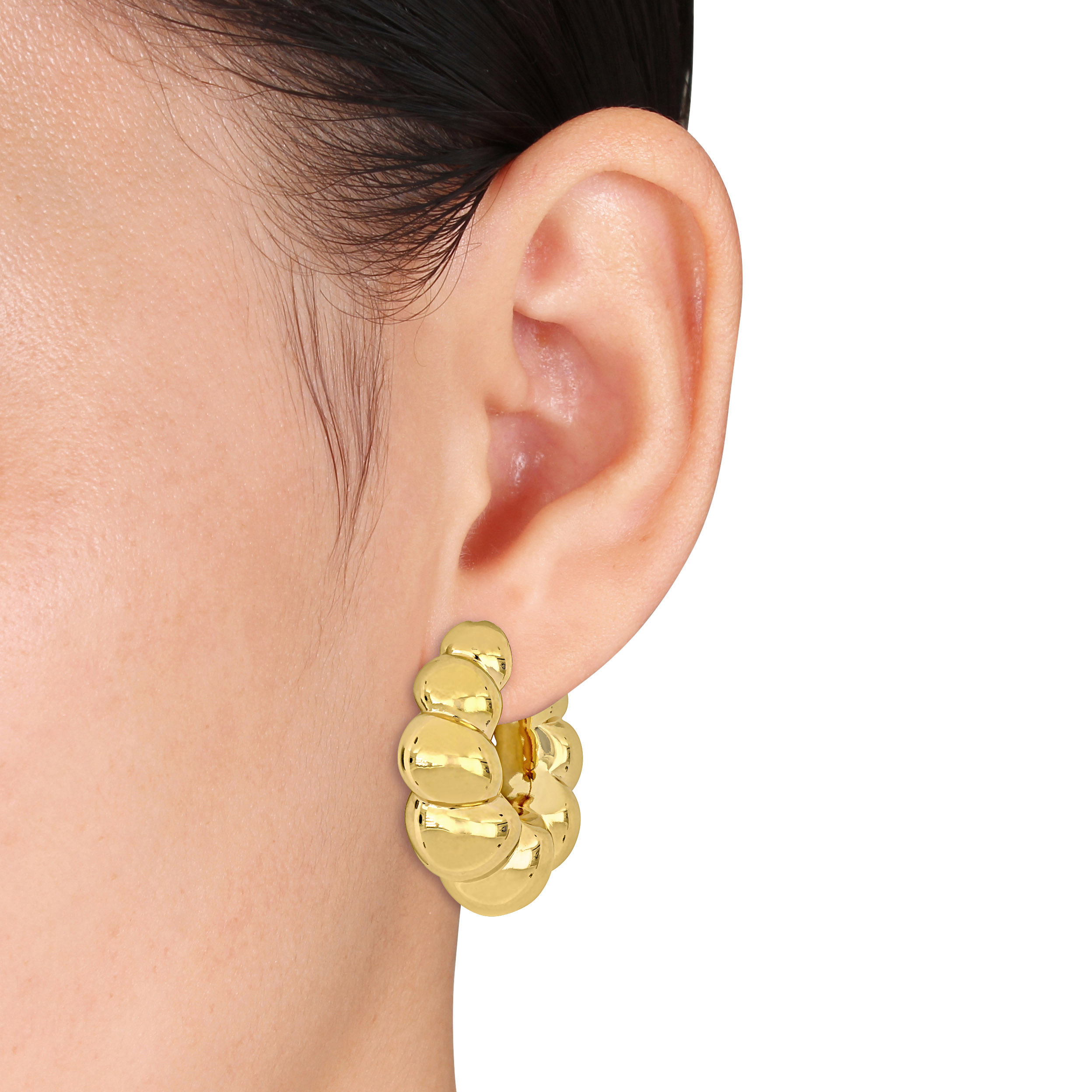 34.5 MM Ribbed Hoop Earrings in 14k Yellow Gold