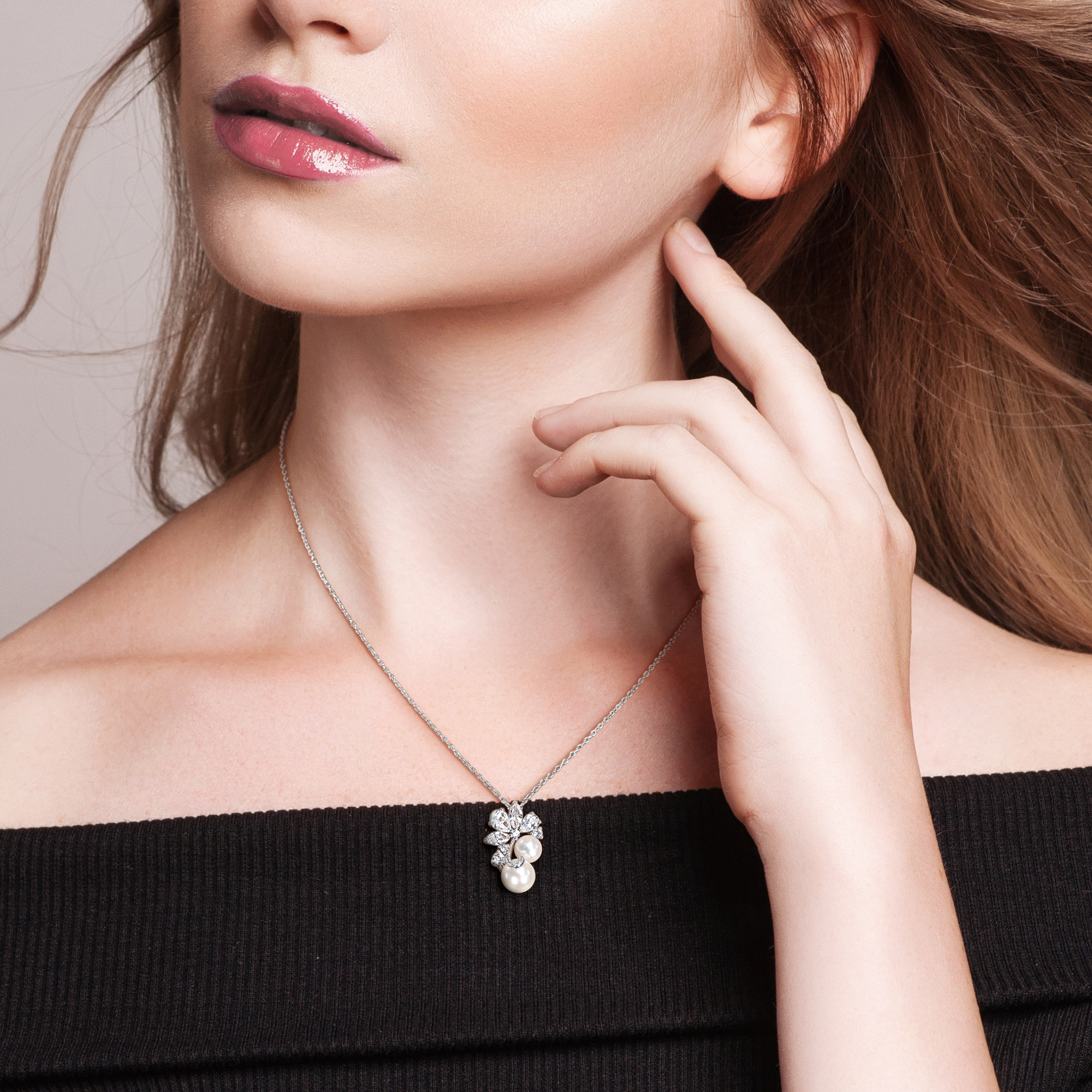 7-9mm Cultured Freshwater Pearl and 4 1/4ct TGW Created White Sapphire Cluster Pendant with Chain in Sterling Silver - 18 in