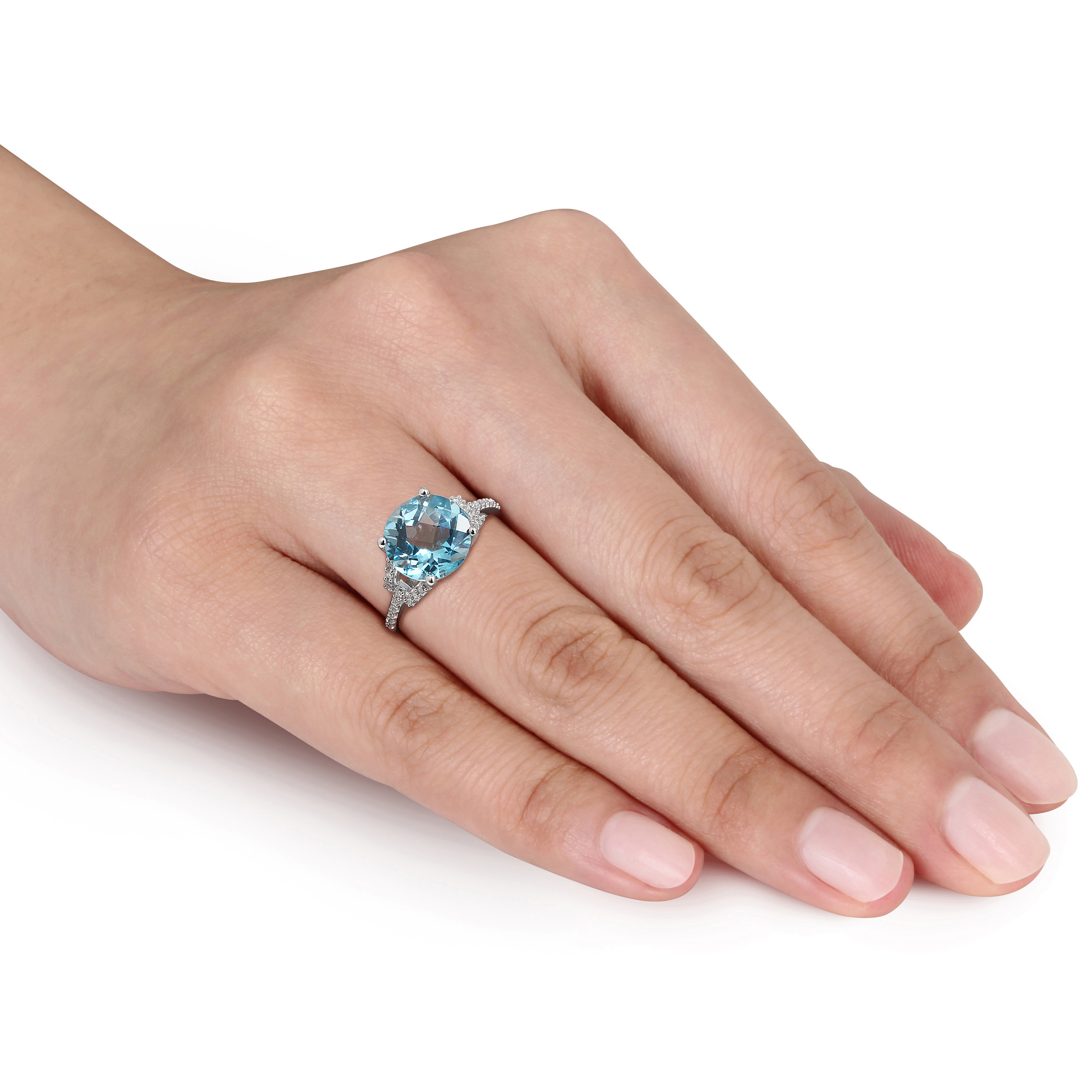 1/6 CT TW Diamond and 4 3/5 CT TGW Swiss Blue Topaz Sollitaire Ring in 14k White Gold