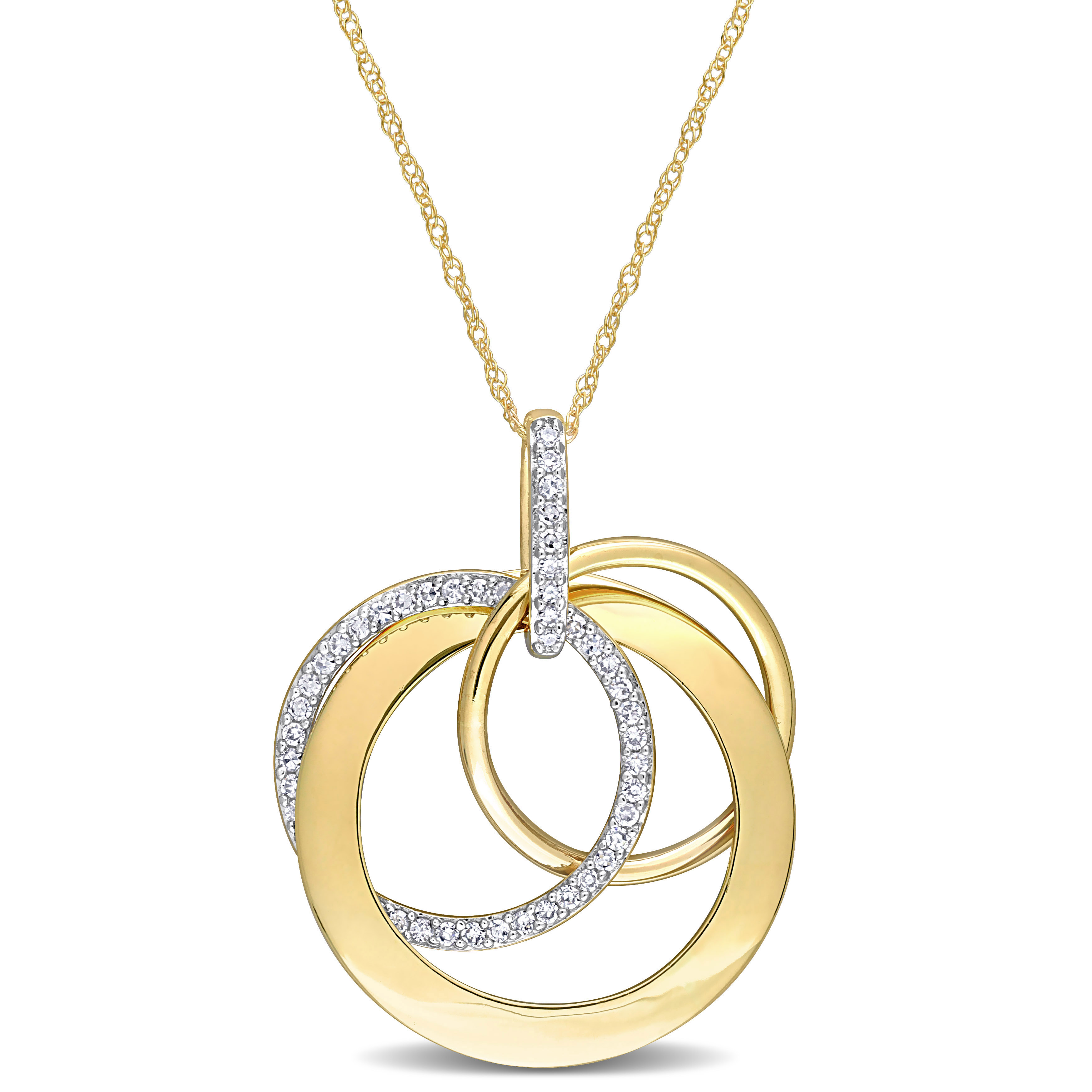 1/4 CT TDW Diamond Circle Pendant with Chain in 14k Yellow Gold