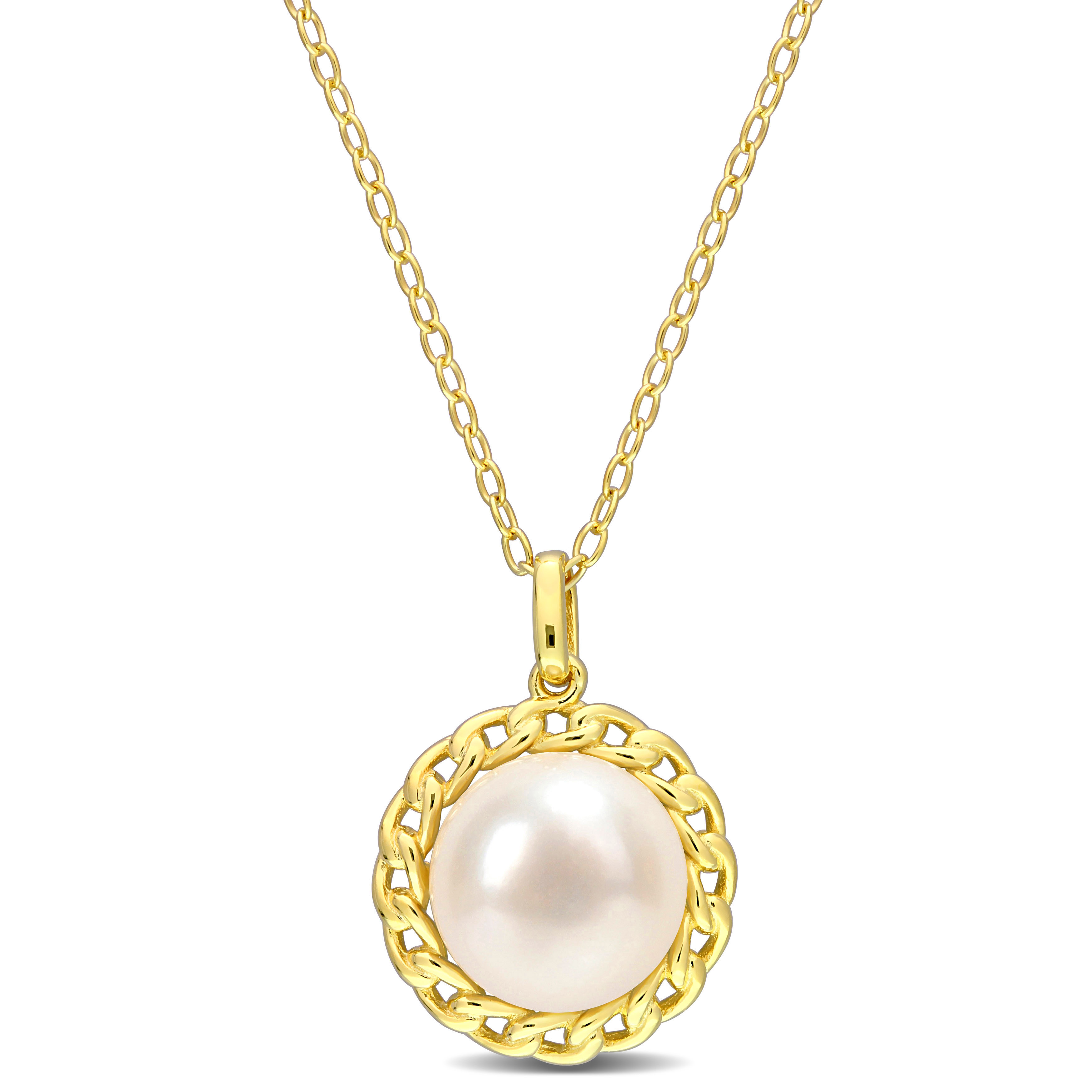 9-9.5 MM Cultured Freshwater Pearl Halo Link Pendant with Chain in Yellow Plated Sterling Silver