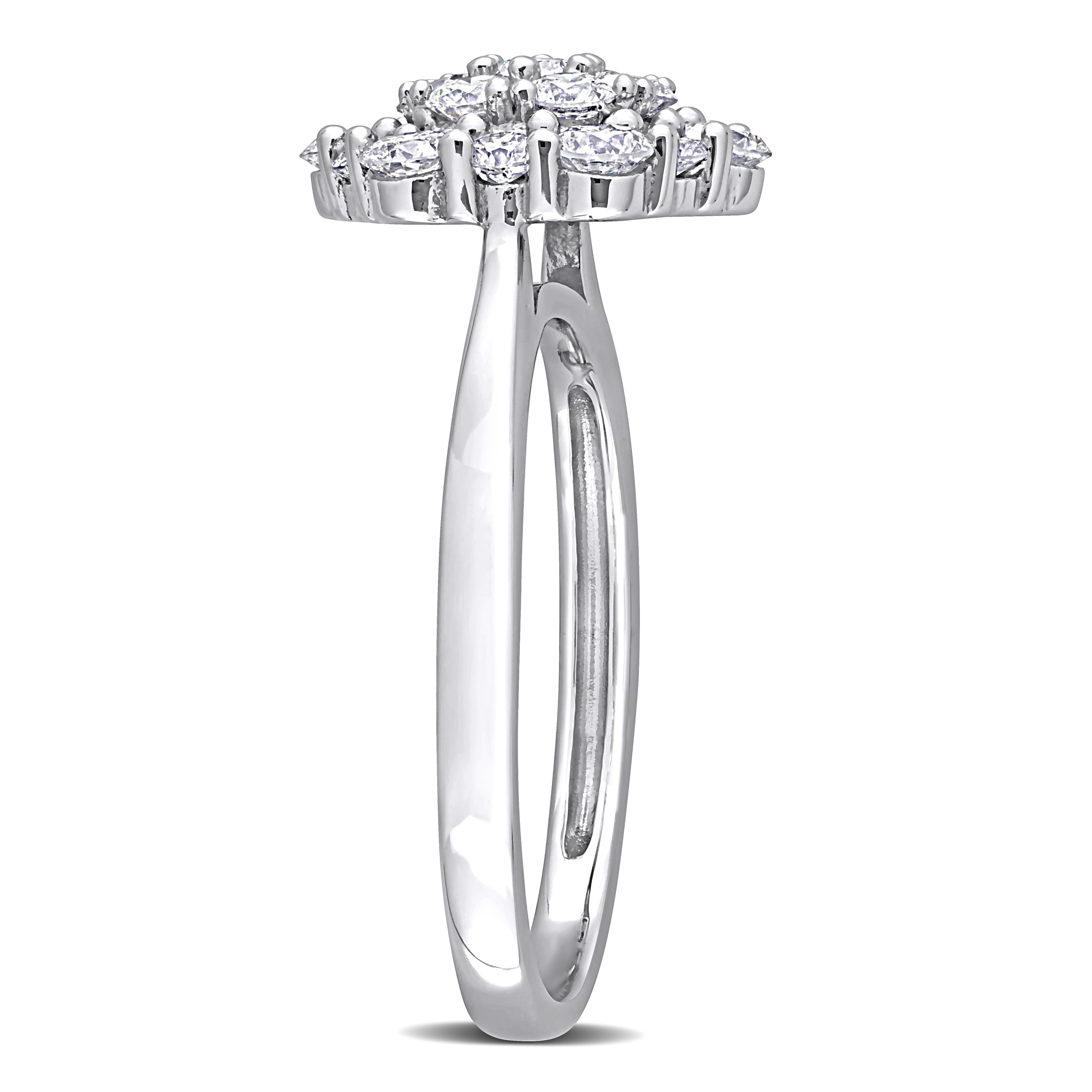 1 CT TW Diamond Cluster Engagement Ring in 10k White Gold