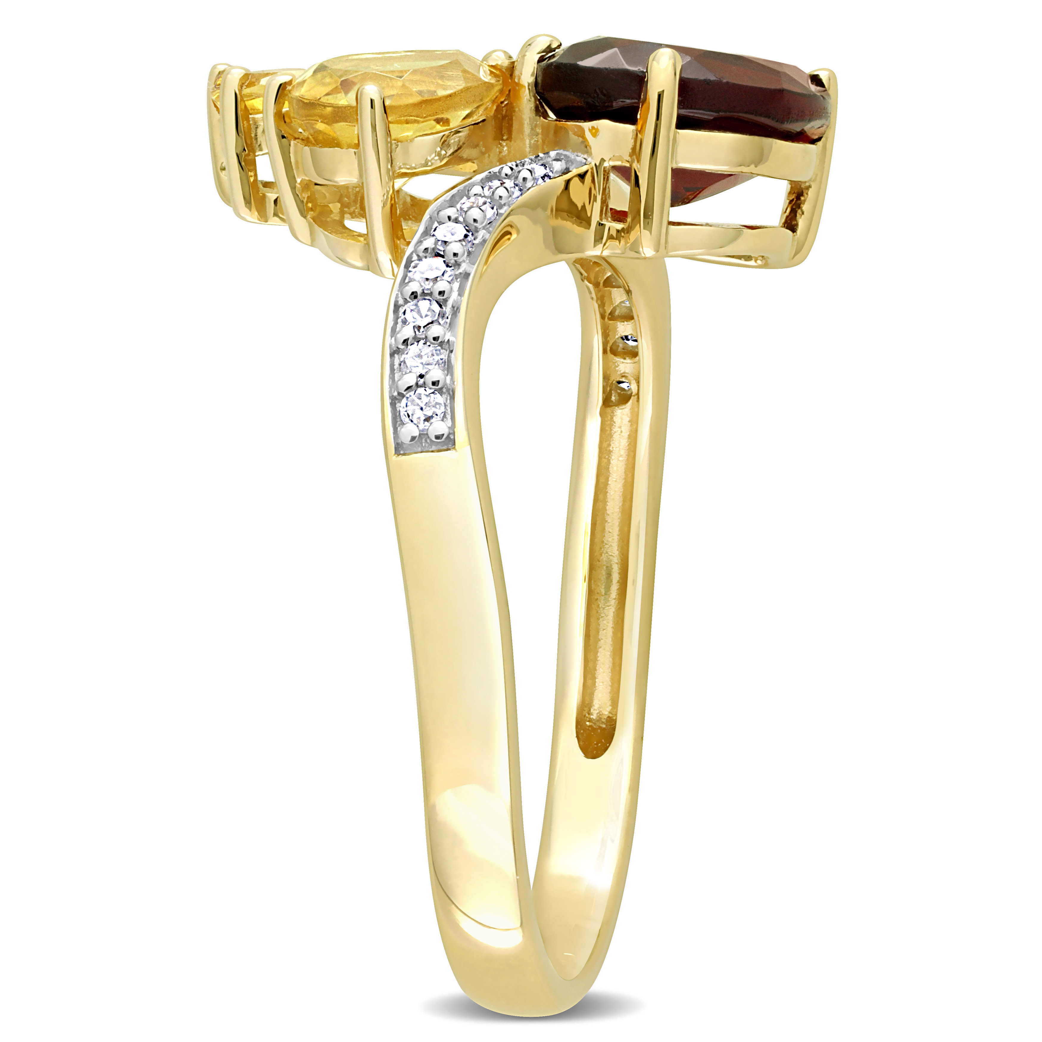2 CT TGW Pear-Shape Garnet and Citrine and 1/10 CT TDW Diamond Toi et Moi Ring in 14k Yellow Gold
