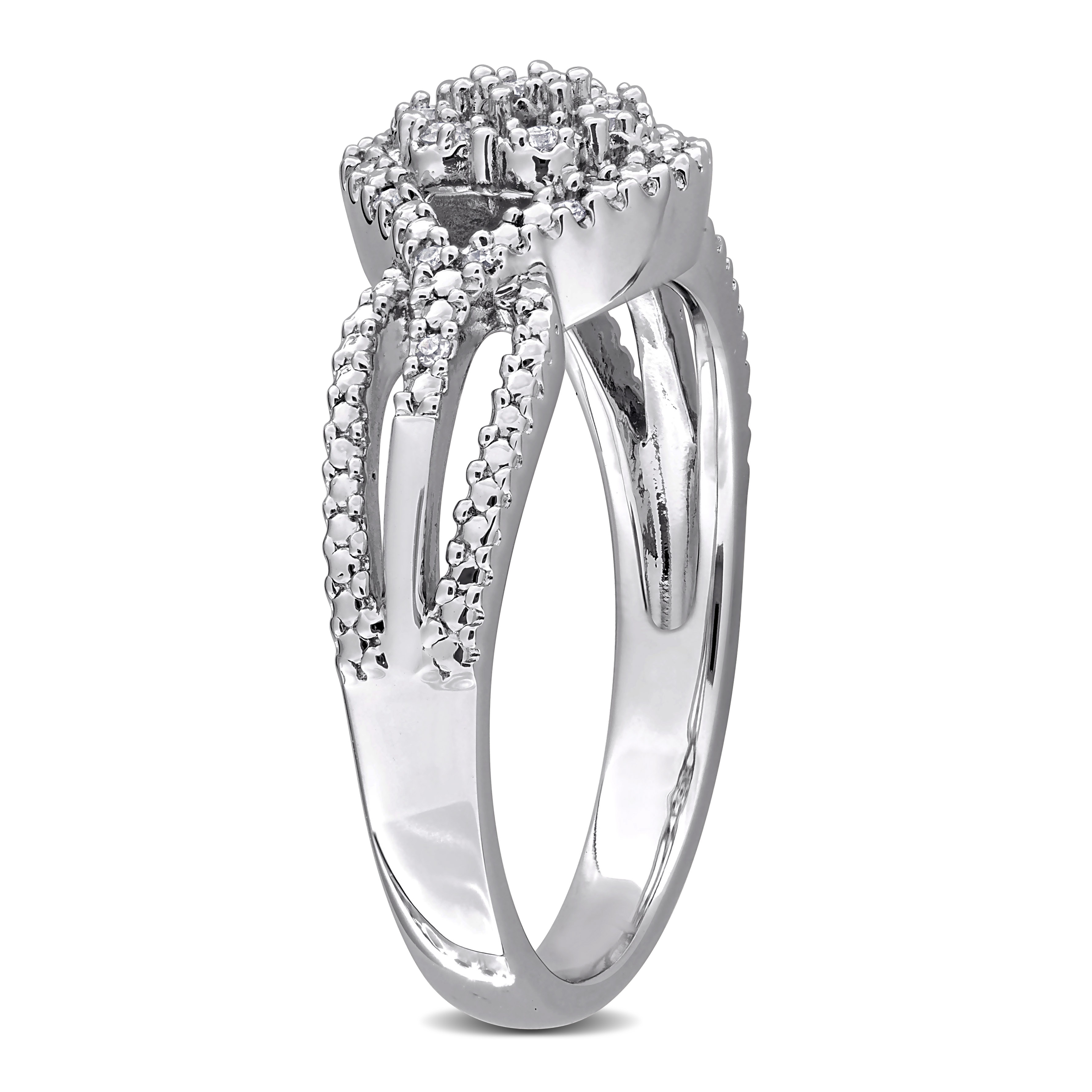 1/10 CT TDW Diamond Floral Cluster Ring in Sterling Silver