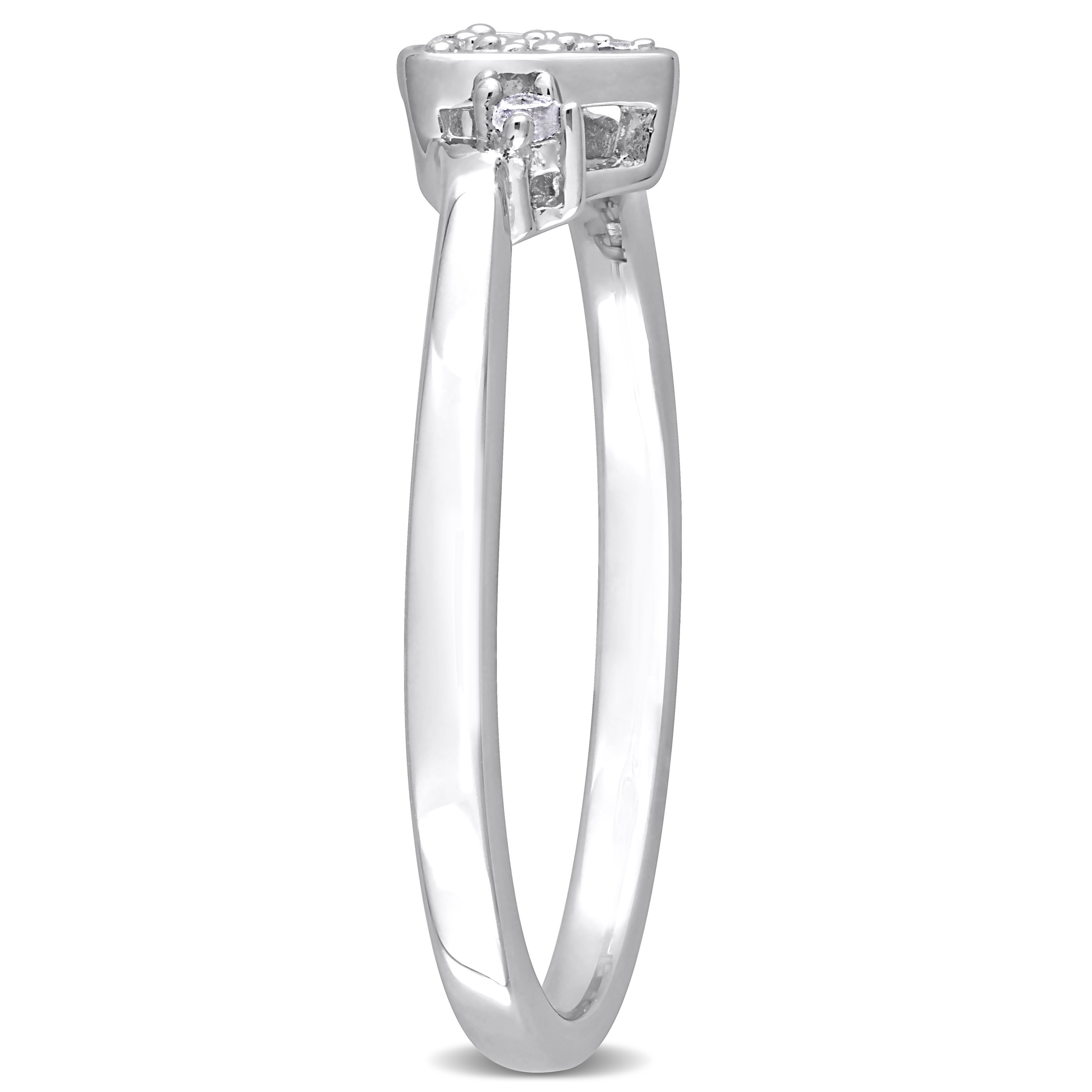 1/10 CT TDW Diamond Heart Ring in Sterling Silver