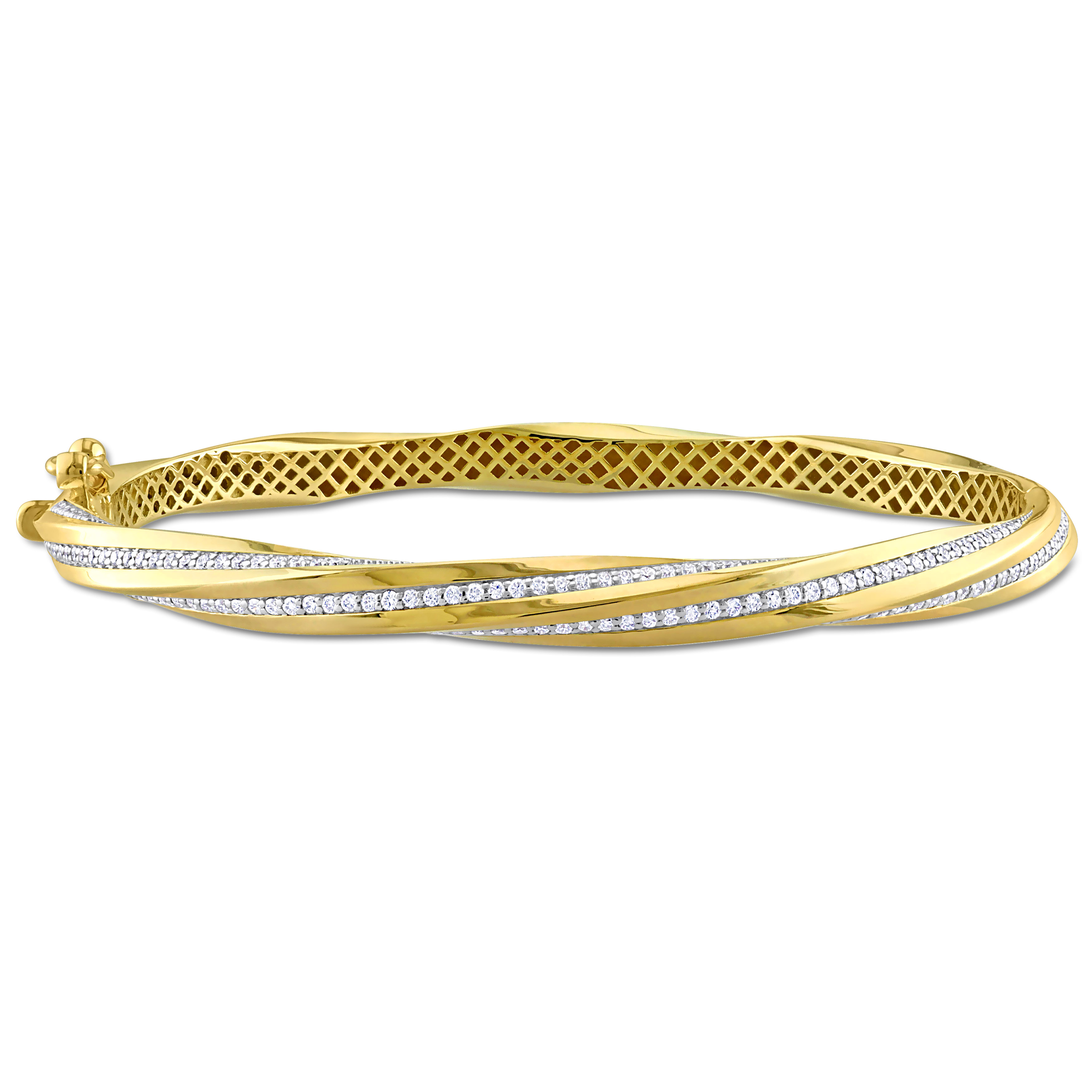 5/8 CT TDW Diamond Twisted Bracelet in 14k Yellow Gold - 7 in.