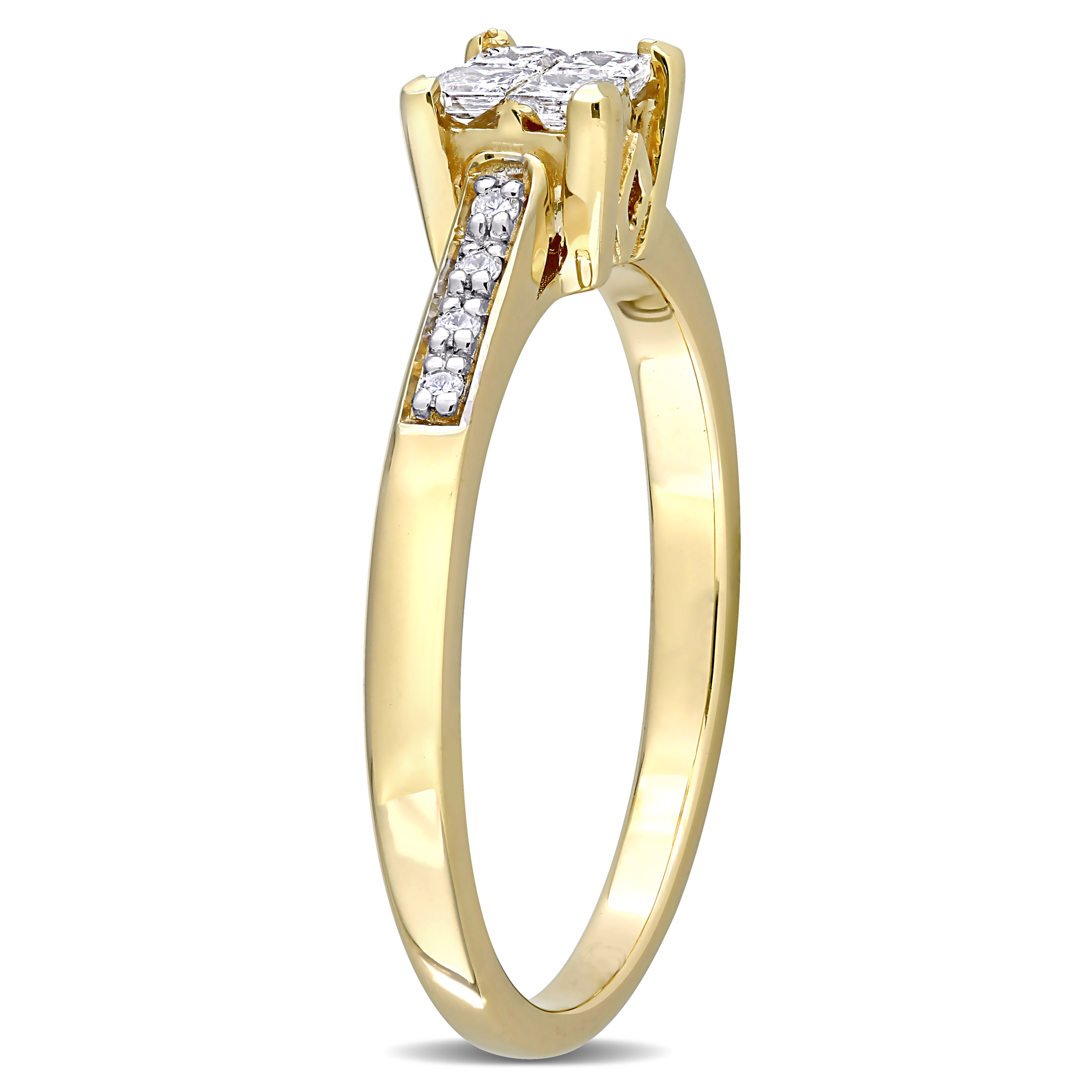 1/4 CT TW Princess Cut Quad and Round Diamond Engagement Ring in 10k Yellow Gold