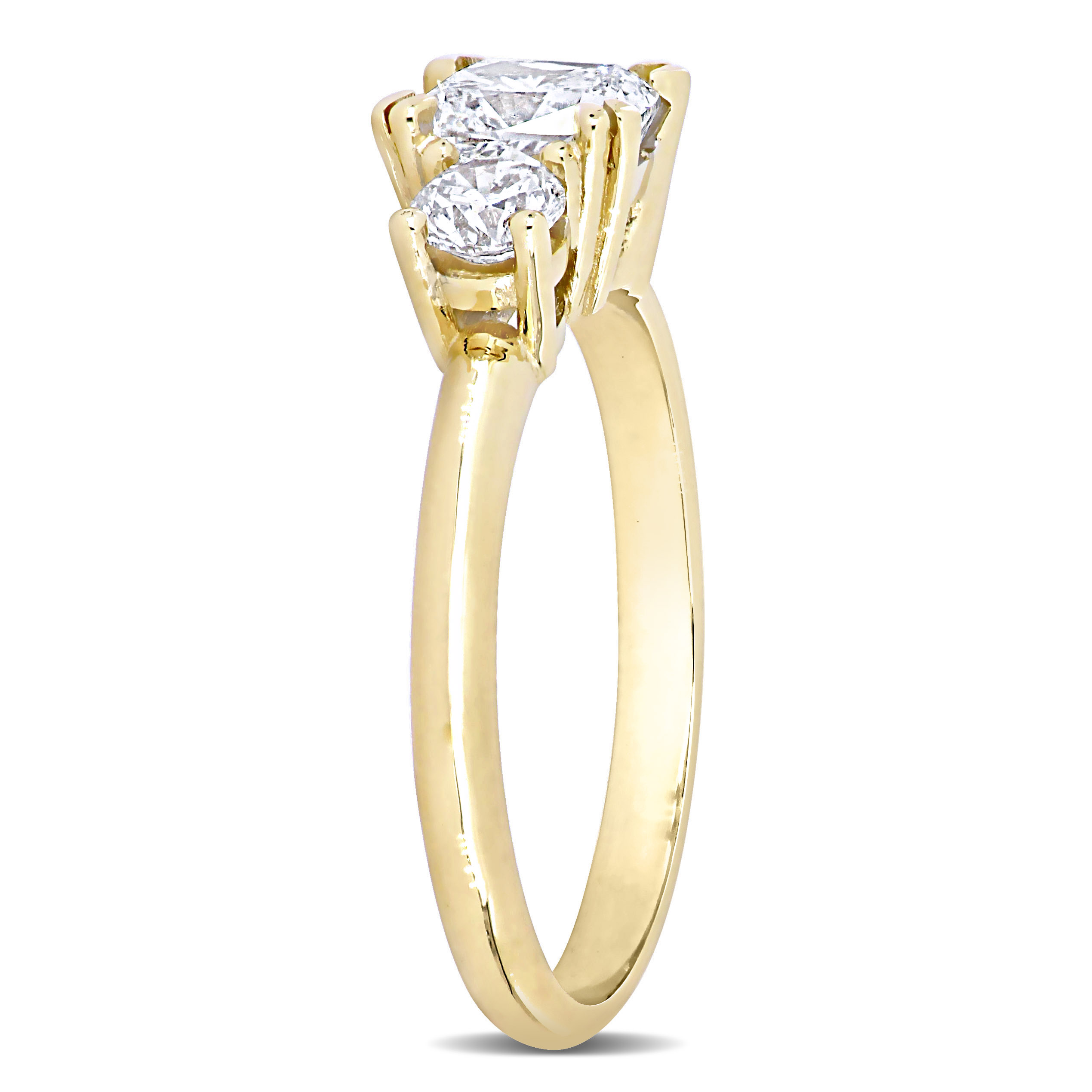 1 1/2 CT TW Diamond Engagement Ring in 14k Yellow Gold