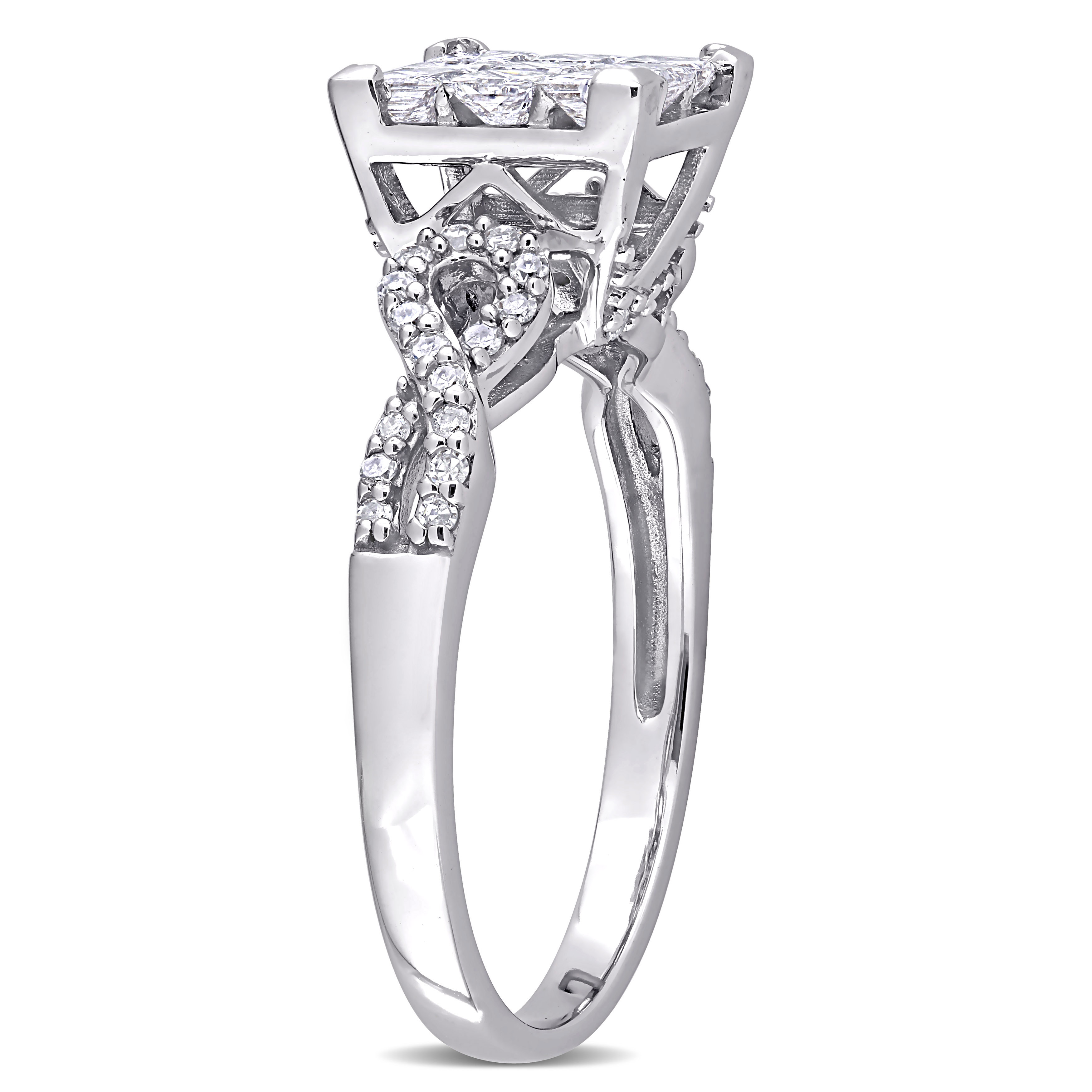 1 Carat Princess Cut Diamond Solitaire Engagement Ring 1.01ct I/VS1