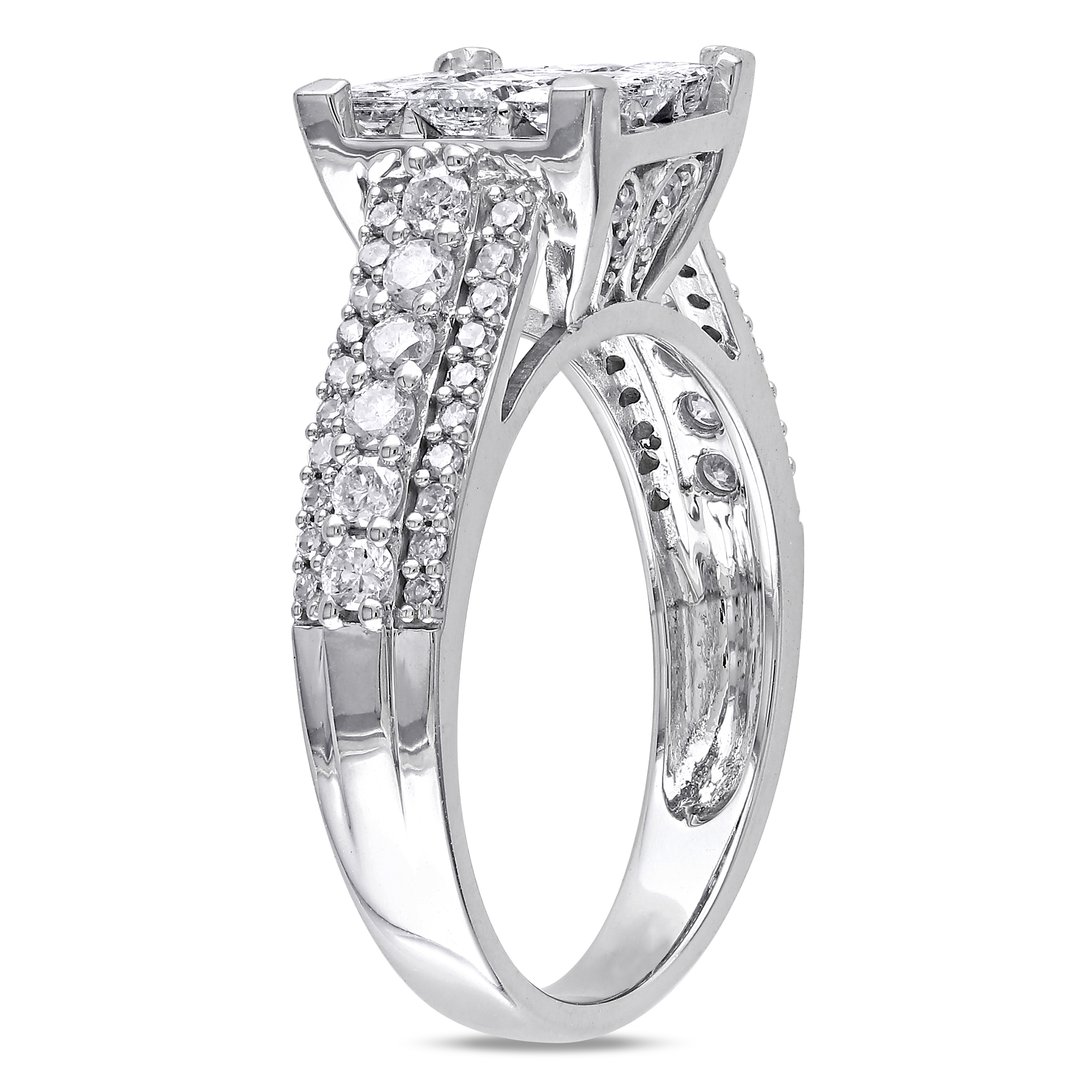 1 1/2 CT TW Princess Cut Diamond Engagement Ring in 10k White Gold