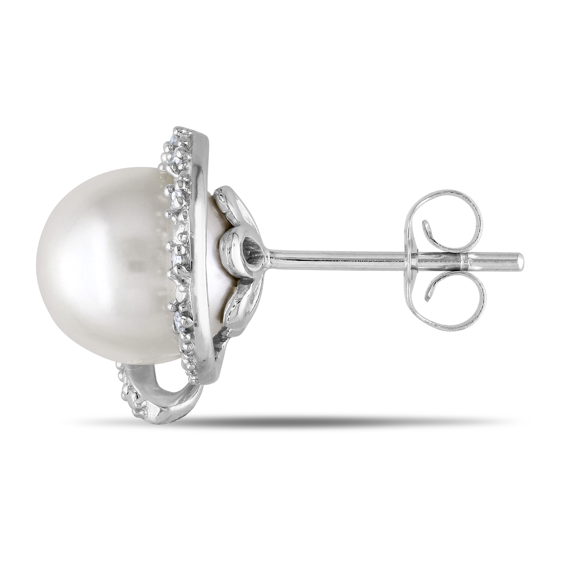 8 - 8.5 MM Cultured Freshwater Pearl and 1/10 CT TW Diamond Stud